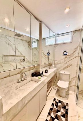 Luxor Apartments - Oceanfront